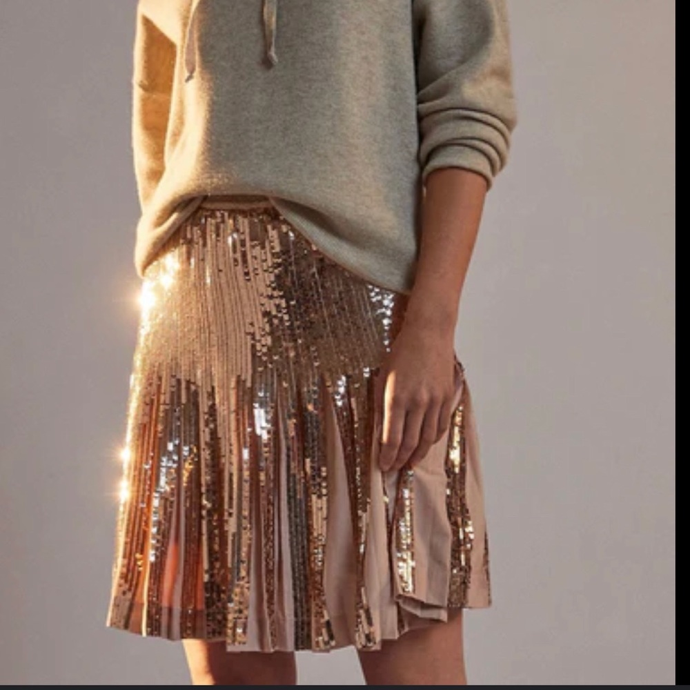 NWT by Anthropologie Rose Gold Sequin Skirt, Size 4